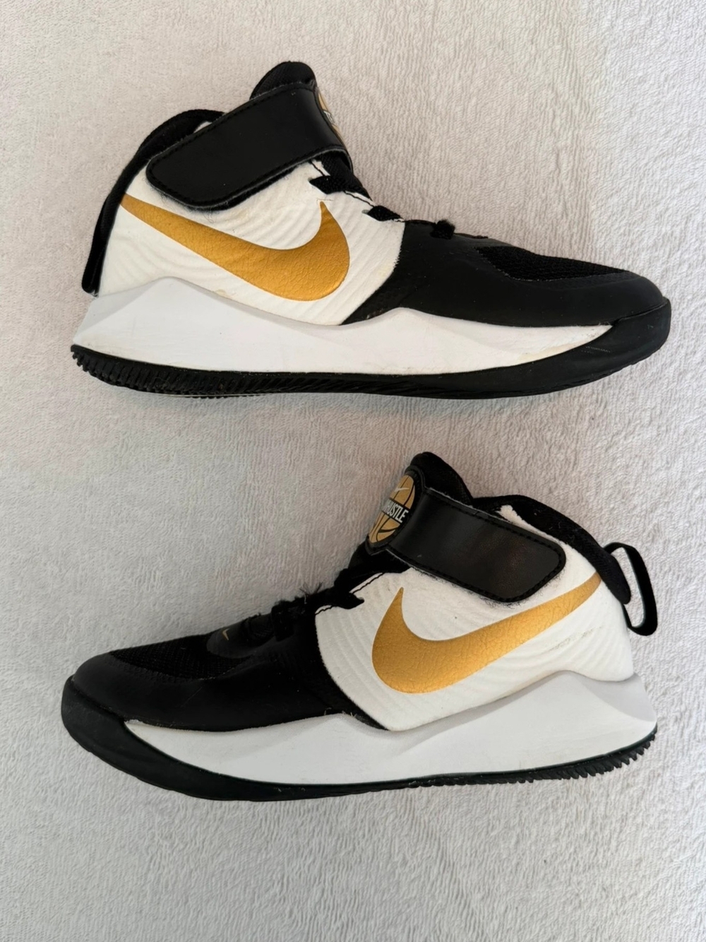 Nike Men’s Mid-Top Basketball Shoes - Black/White/Gold